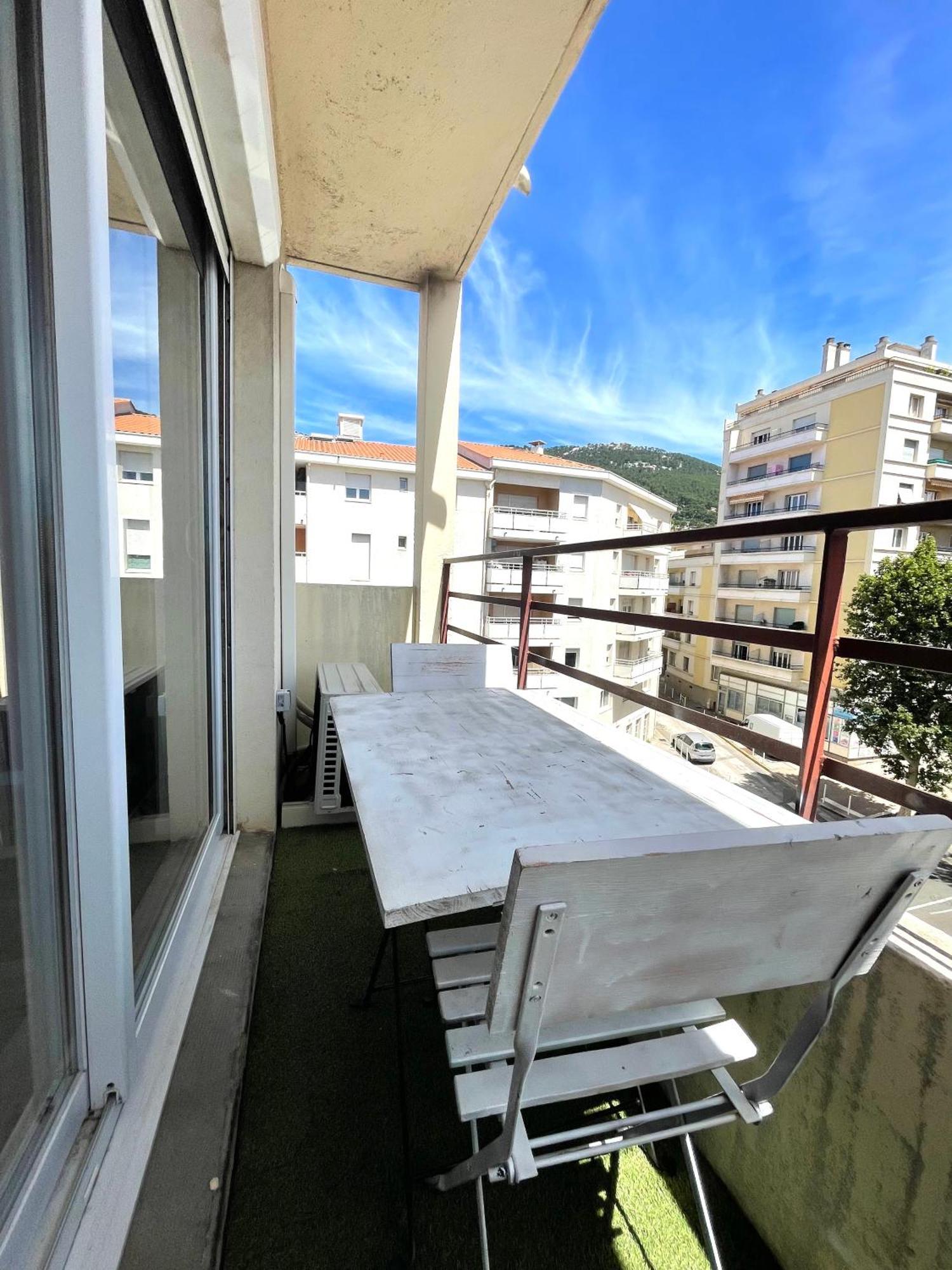 Le Terra-Cota 3 Ch Privees 10' Gare-Port Et Plage, Wfi, Cosy Tolón Exterior foto